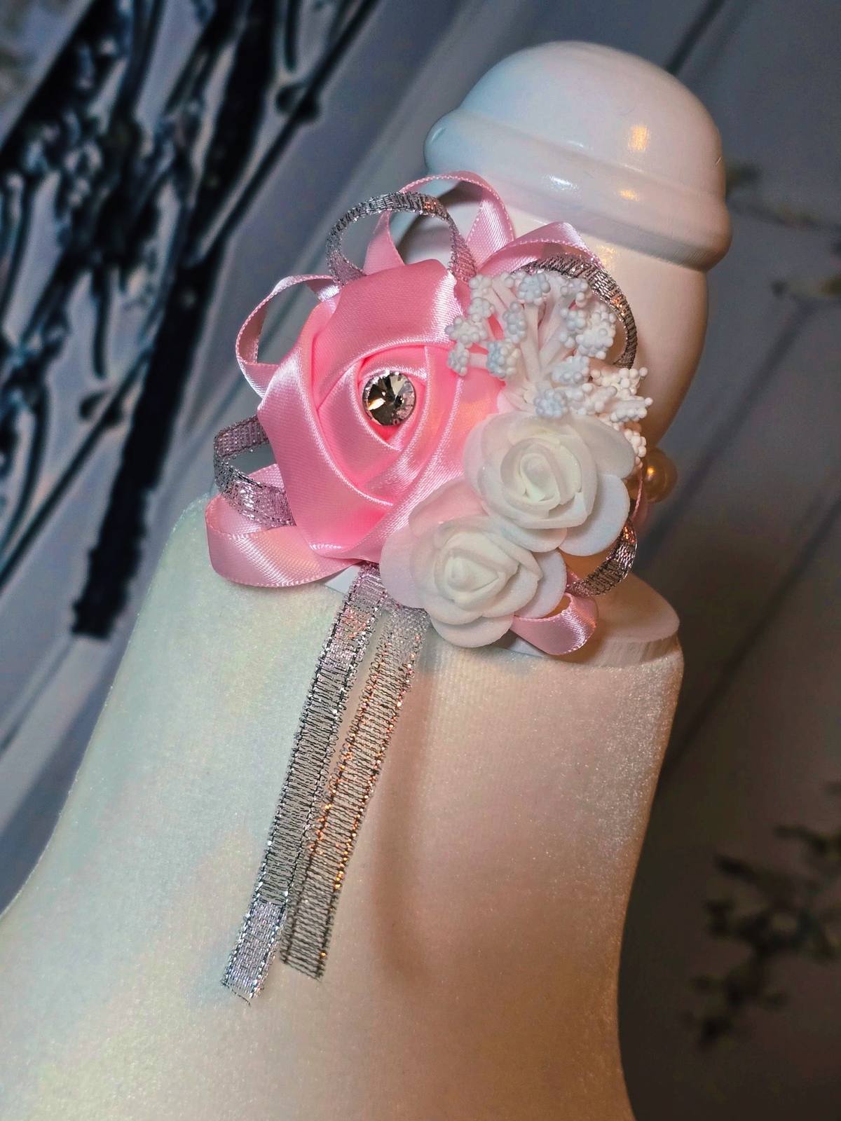 Elegant Silk Foam Rose Wrist Corsage with Faux Pearls & Rhinestones - Perfect for Bride, Bridesmaids, Mother of the Groom/Bridegroom at Weddings, Anniversaries, Proms, and Special Occasions.